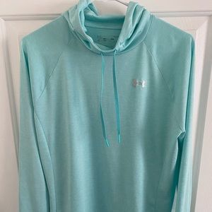 Women’s Under Armour pull over